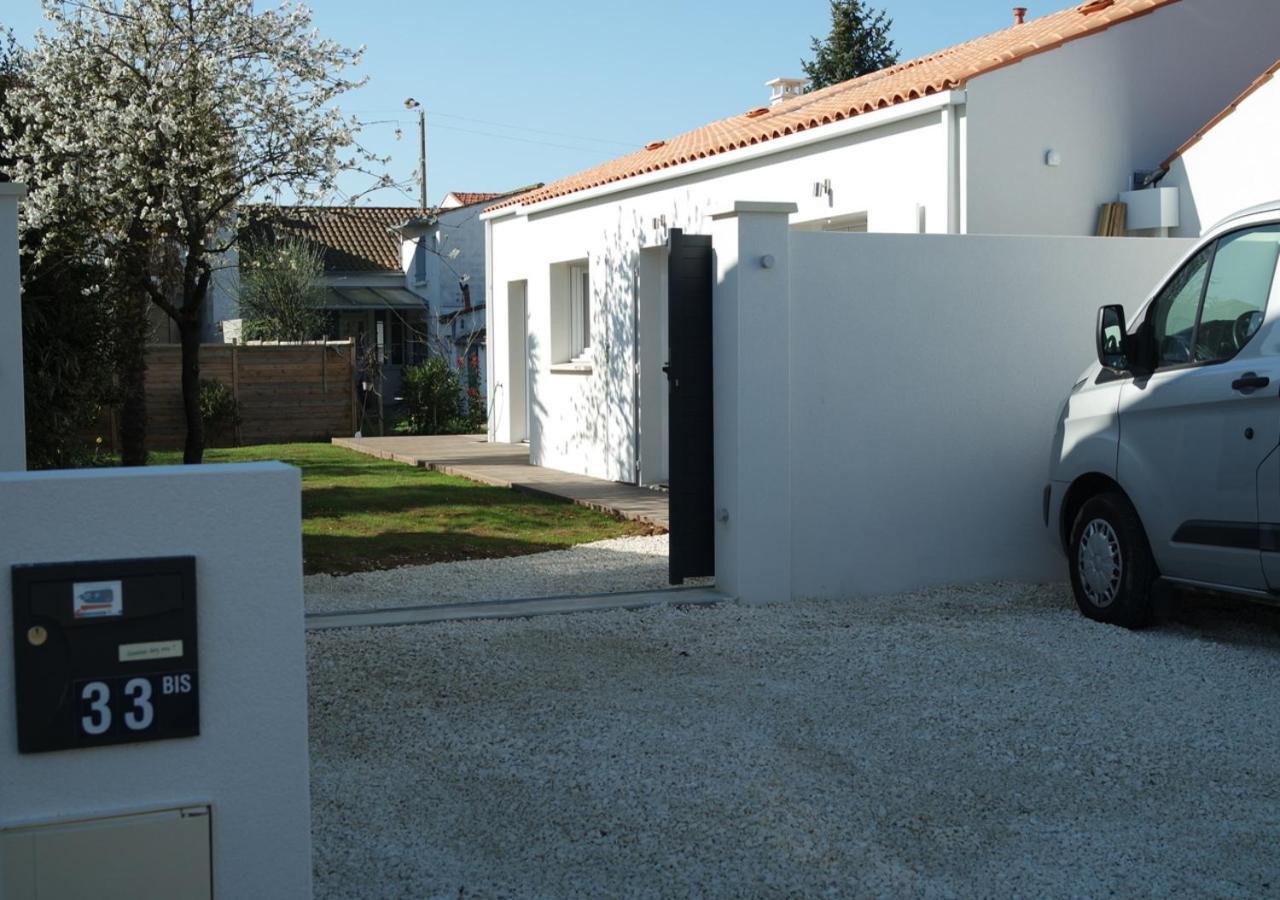 33 Bis Hotel La Rochelle  Exterior foto